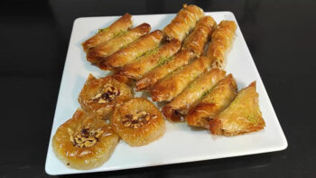 Yok Artık 1 Paket Yufkadan 3 Farklı Bayrama Baklava Tarifi