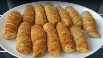 Galeta Unlu Çıtır Çıtır Puf Sahura Börek Tarifi