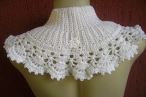 cicekli boyunluk atki 1