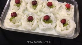 Görülmeye Değer Güzellikte Güllaç Sarması Tarifi
