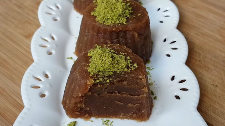 Ölçülü Sonucu Hep Harika Olan Un Helvası Tarifi 2