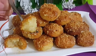 Sadece 10 Dakikada Hazır Şerbetli Şirin Tatlısı Tarifi