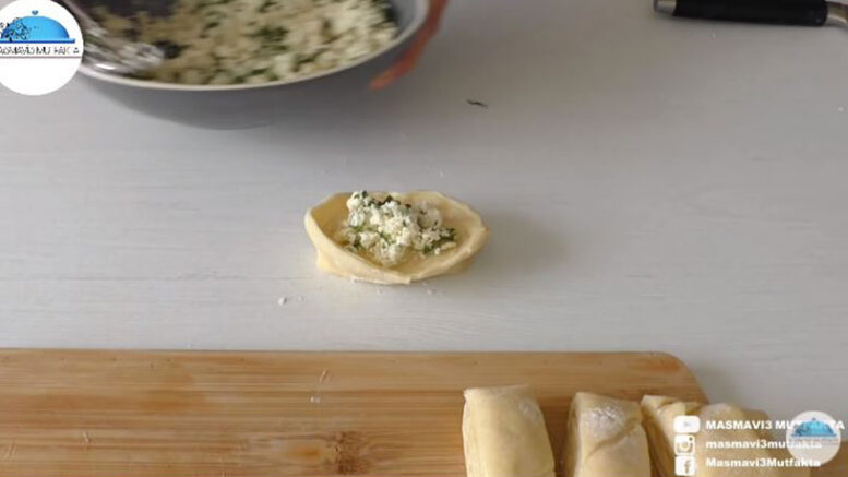 Görenin Bayıldığı Poğaça Çörek Tarifi 1