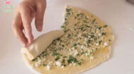 Bazlama Gibi Pişen Tavada Börek Tarifi