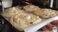 Elinizi Oklava Gibi Kullanarak Yapılan Börek Tarifi