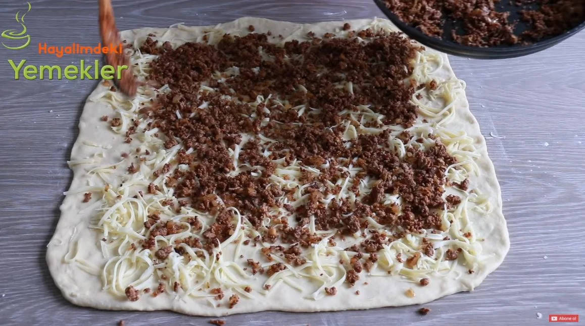 icli kofte ile karistirilan borek tarifi 2
