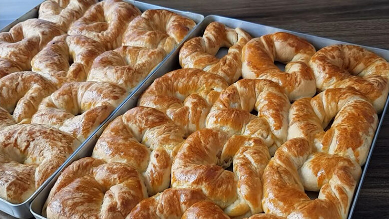 Tekniği Sayesinde Yumuşaklığı Lezzeti Çok Konuşulacak Açma Tarifi 2