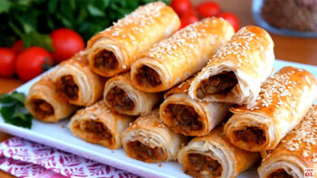 Çıtırtısı Uzaktan Duyulan Mercimekli Börek Tarifi