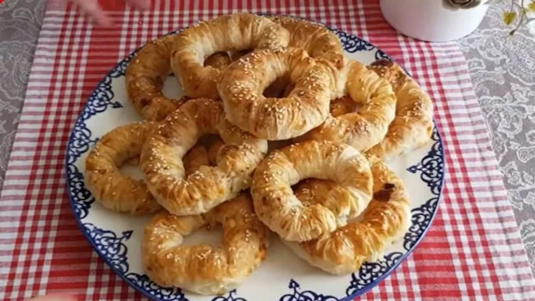 Çıtırtısını Komşunun Duyduğu Burma Börek Tarifi 2