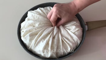 Enteresan İç Harcıyla Şaşırtan Börek Tarifi