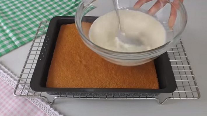 Mikser Yok Şerbet Kaynatma Yok 3 Dakikada Fırında Tatlı Tarifi