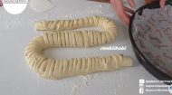 Tepsiden Taşan Çörek Börek Tarifi