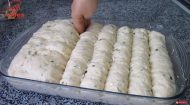 3 Kat Fazla Kabaran Kahvaltılık Çörek Tarifi