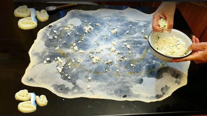 Bu Yöntemle İster Tatlı Yap İstersen Börek 1