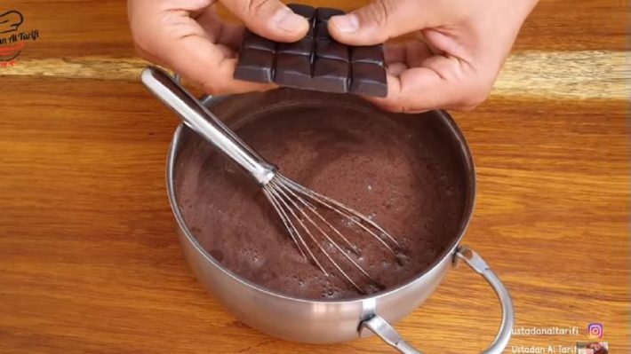Hazır Sanılan Evde Çikolatalı Dondurma Tarifi 2