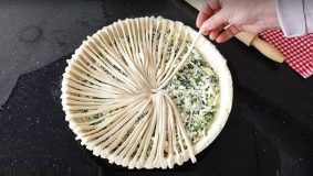 Yufkalı Ve Milföylü Şekilli Börek Tarifi