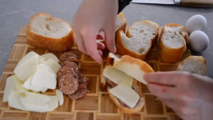 Aşırı Kolay Bayat Ekmek Kahvaltılığı 2
