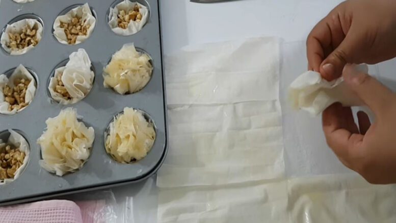 Enteresan Yapılan Çıtır Çıtır Baklava Tarifi 1