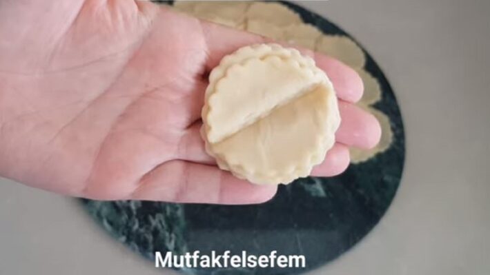 İlk Kez Gösterilen Çöl Gülü Tarifi 1