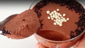 Dizilerde Çok Yapılan Sütlü Chocolate Mause Tatlısı Tarifi
