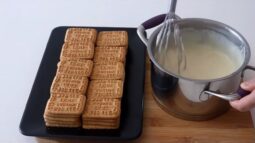 Pratik Lezzet Bombası Burçaklı Pasta Tarifi