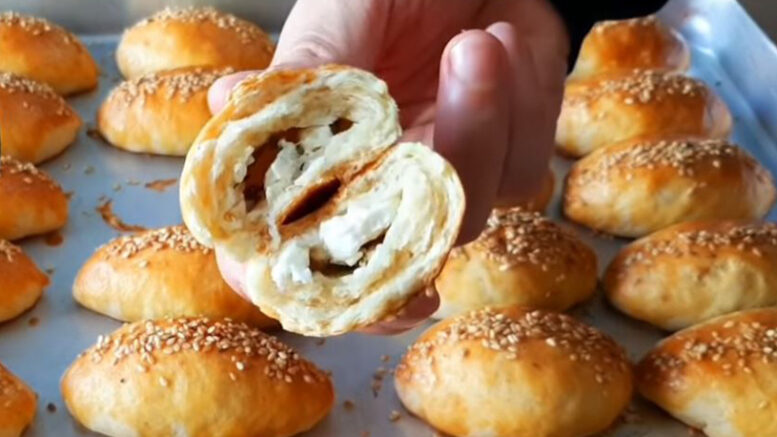Çabucak Hazırlanan Poğaça Börek Tarifi 3