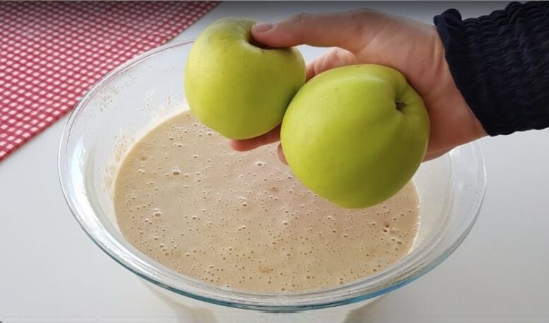 Sütle Değil Su İle Yapılan Elmalı Kek Tarifi