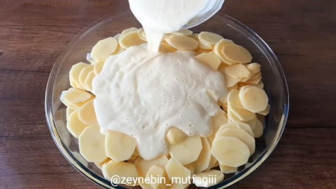 Lezzetine Bayılacağınız Patatesten Efsane Tarif