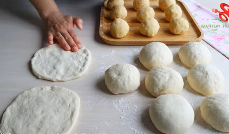 Ünlü Velibah Yani Patatesli Kahvaltılık Bazlama Tarifi