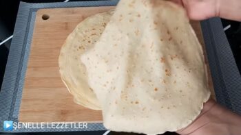 Açmadan İncecik Tavada Yufka Ekmek Yapma Tekniği