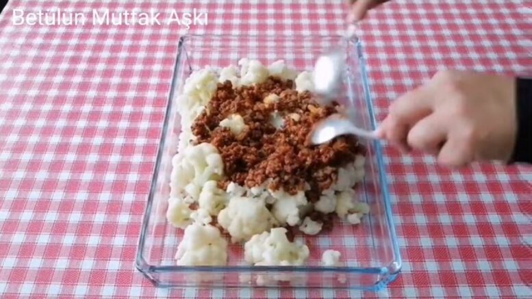 Ana Malzemesine Hayret Edeceğiniz Börek Tarifi 2