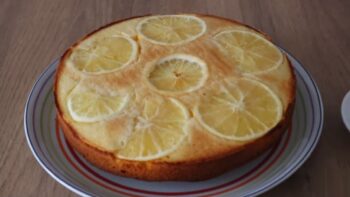 Çay Saatine Damga Vuracak Kek Tarifi