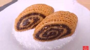 Anında Ağızda Eriyen Şekilli Renkli Baklava Tarifi