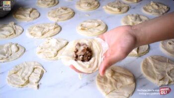 Çıtırlığı Lezzeti Hayran Bırakan Poğaça Çörek Tarifi