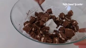 Bu Pişmeyen Pasta Hızlı Ve Kolay Yapılıyor