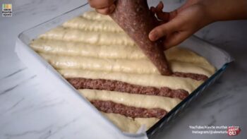 Kahvaltıya Sahura Akşam Yemeğine Yakışan Kıymalı Çörek Tarifi