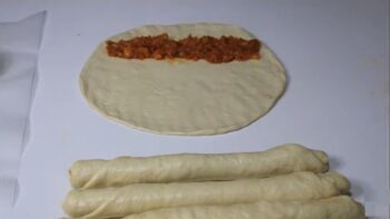 Merdanesiz Ama El Açama Olay Börek Tarifi