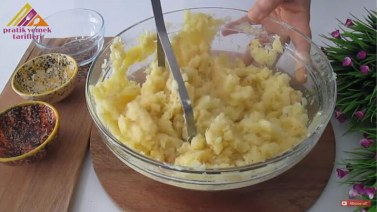 Bağımlısı Olacağınız Patates Kebabı Tarifi 2