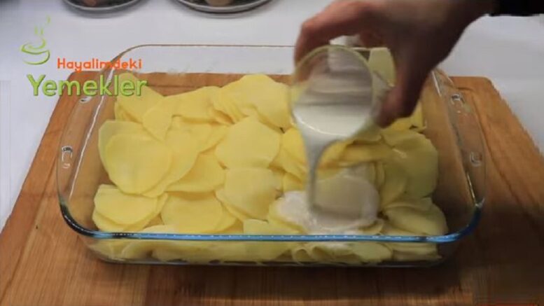 Lezzetini Sütten Alan Patates Yemeği Tarifi 1