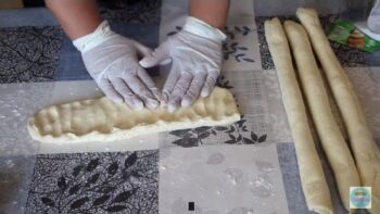 Şok Eden Buzluklardan Eksik Olmayacak Poğaça Tarifi