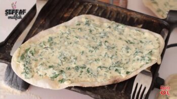 İkramlık Sofralara Tost Makinesinde Peymacun Tarifi