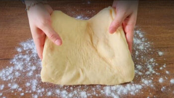 Şok Lezzette Muhteşem Teknikli Katmer Börek Tarifi