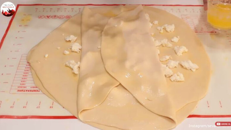 1 bardak Süt Ve Sudan Katları Sayılan Çörek Tarif 1