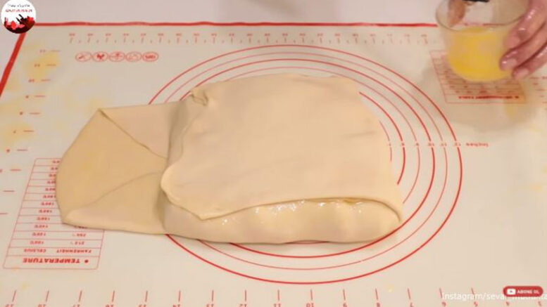 1 bardak Süt Ve Sudan Katları Sayılan Çörek Tarif 3