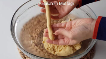 bayatlamayan kiyir kiyir kandil simidi tarifi 2