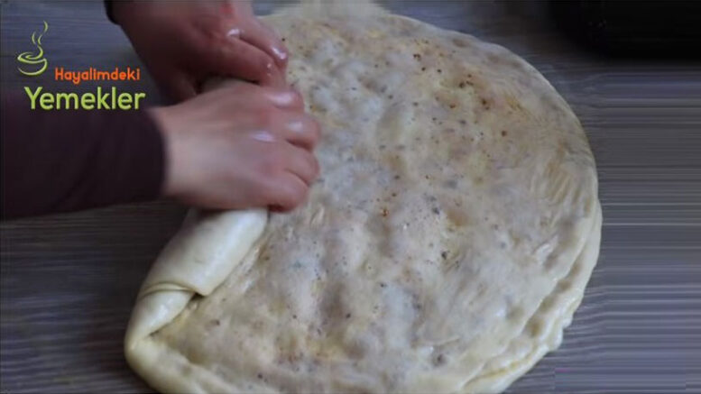 Böyle Yapıldığını İlk Kez Göreceğiniz İçli Kete Tarifi 2