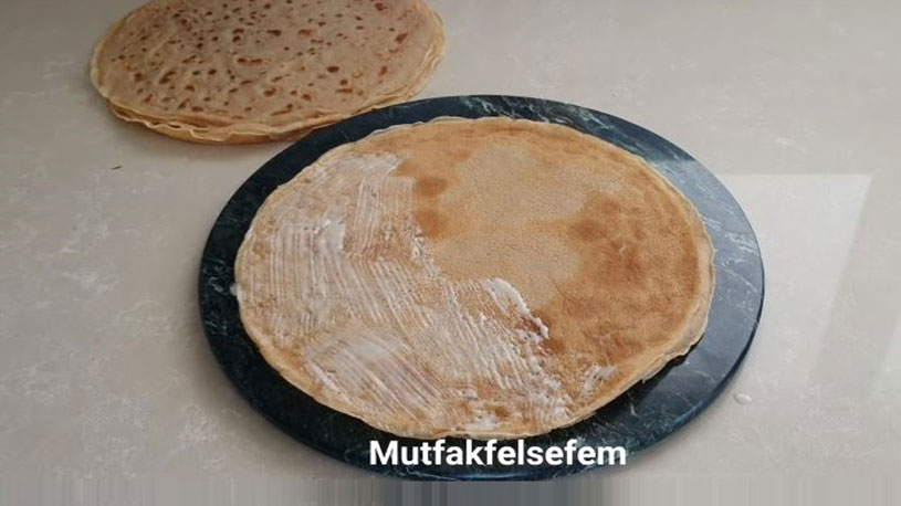 Değişik Pişirme Tekniği İle Şerbetli Tatlı Tarifi 1