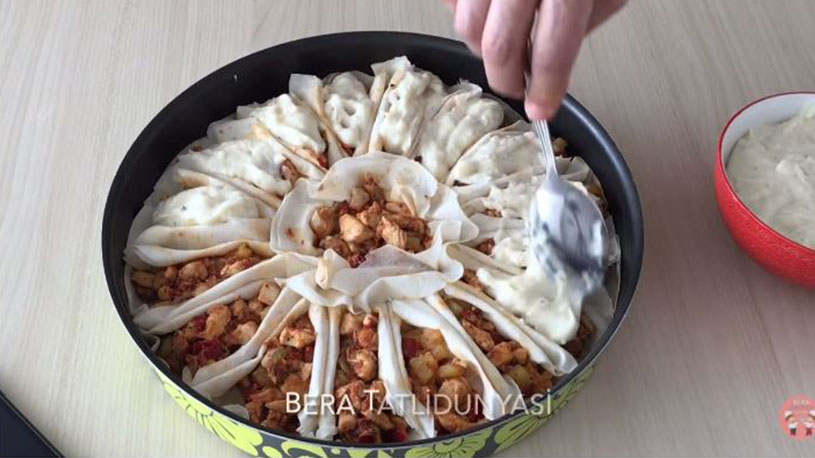 Ramazana Çok Yakışacak Yufkalı Sandal Tarifi 3