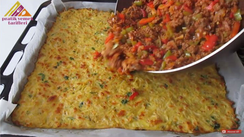 Patatesli Hamurdan Kıymalı Rulo Börek Tarif