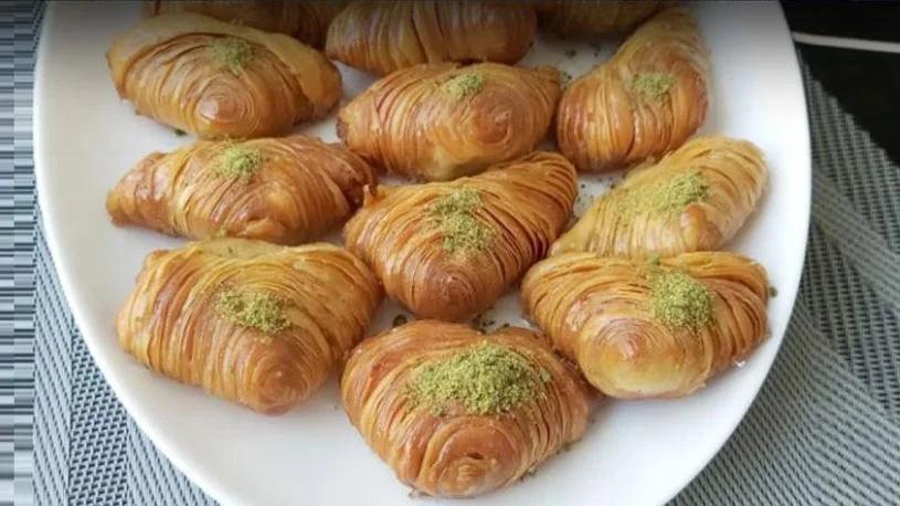 tek tek ugrasmadan citir midye baklava tarifi 1